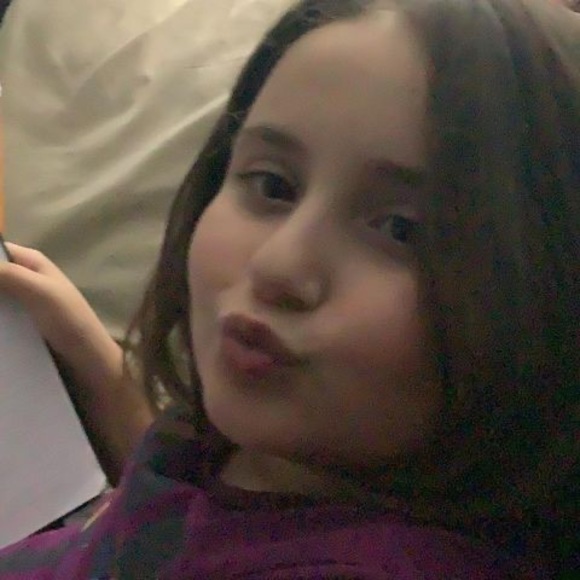 Meet your Posher, Jacinthe - Picture 1 of 1